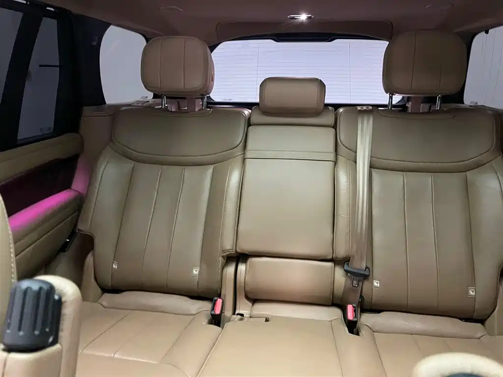 Range Rover 2024 3.0 L6 400PS Extended Edition Seven-Seater