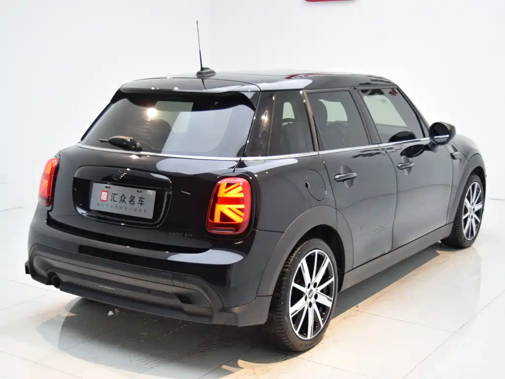 MINI 2023 1.5T Cooper Artist 5-Door