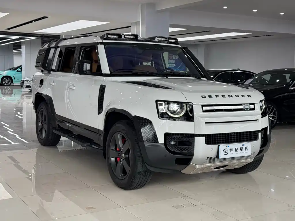 Land Rover Defender 2023 130 3.0T P400 HSE