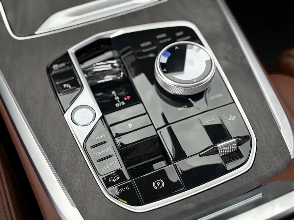 BMW X7 2023 xDrive40i M Sport Package