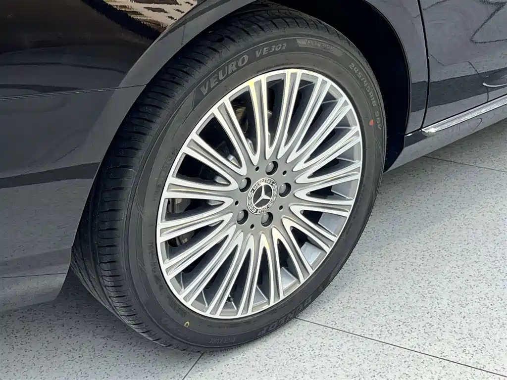 Mercedes-Benz E-Class 2021 E 300 L Luxury