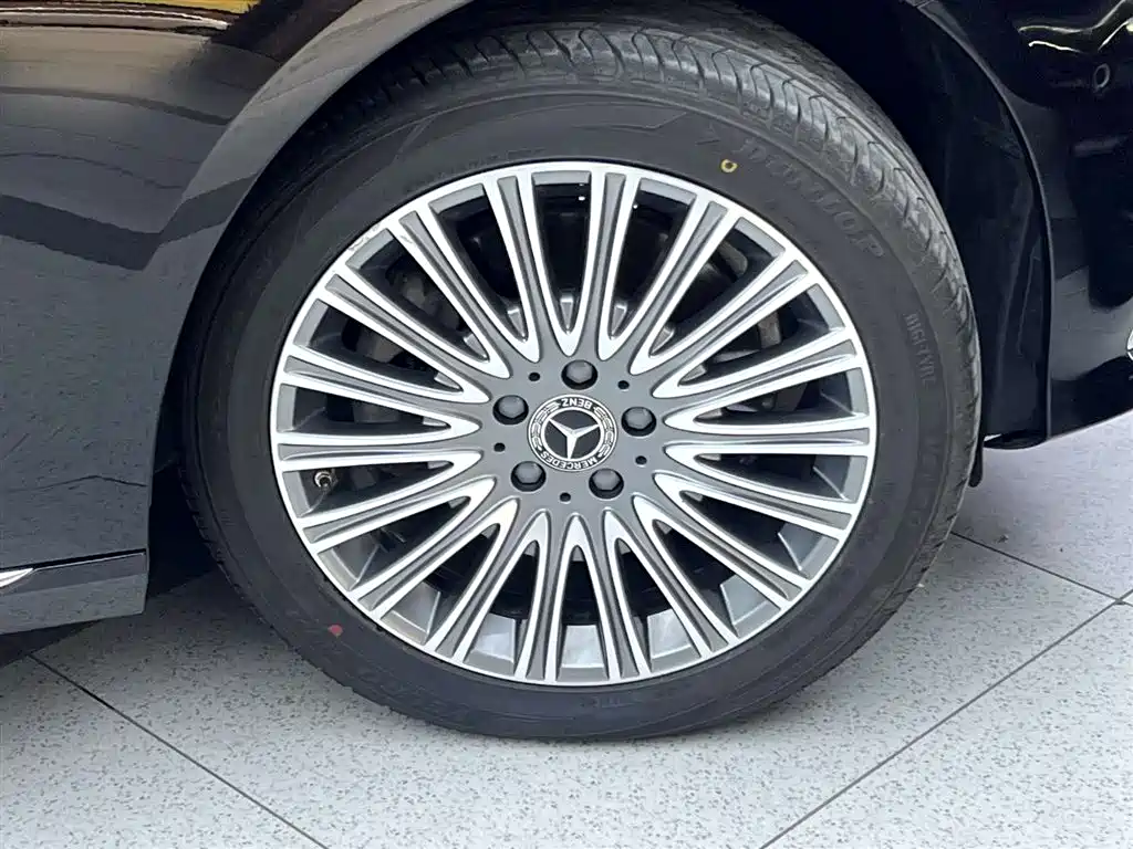 Mercedes-Benz E-Class 2021 E 300 L Luxury