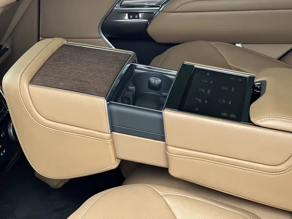 Range Rover 2023 3.0 L6 400PS Autobiography LWB