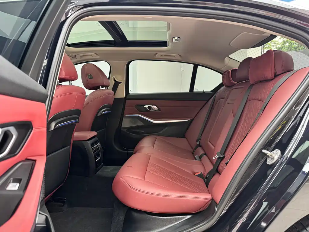 BMW 3 Series 2022 325Li M Sport Package