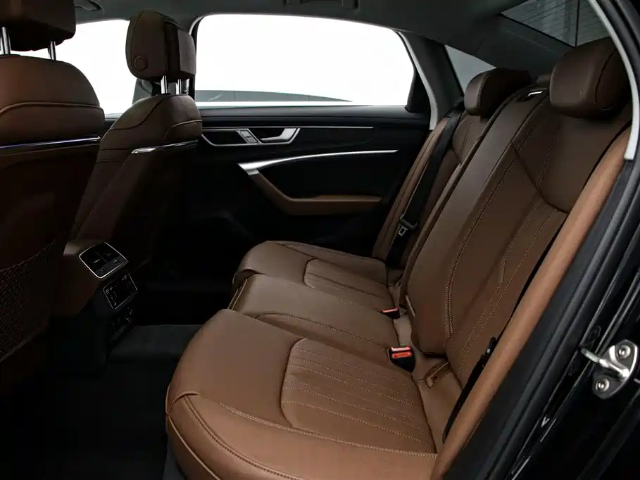 Audi A6L 45 TFSI quattro