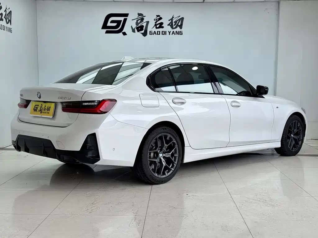 BMW 3 Series 2025 330Li M Sport Night Edition