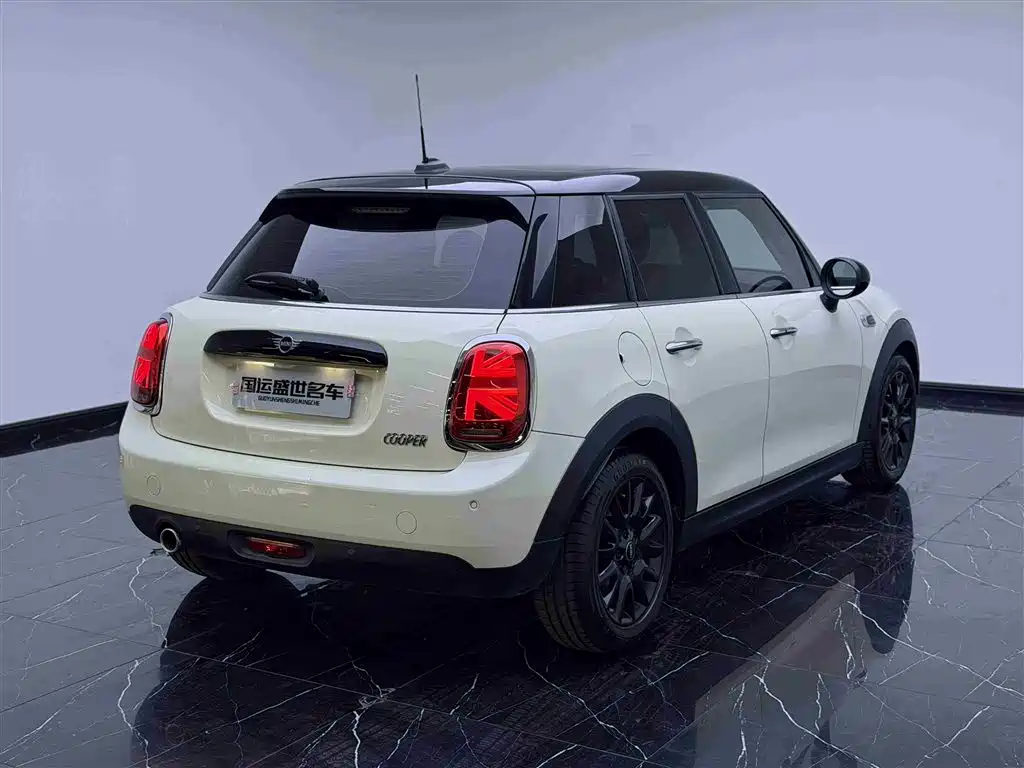 MINI Cooper 2019 1.5T Classic 5-Door