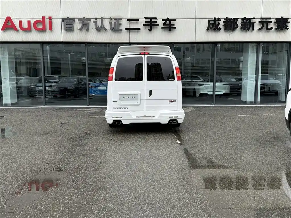 SAVANA 2012 6.0L Leader Classic Edition