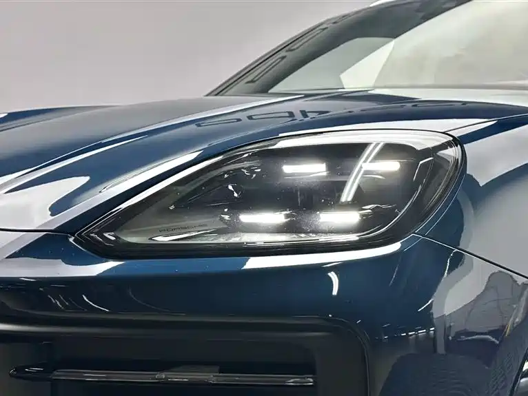 Porsche Cayenne 2024 3.0T