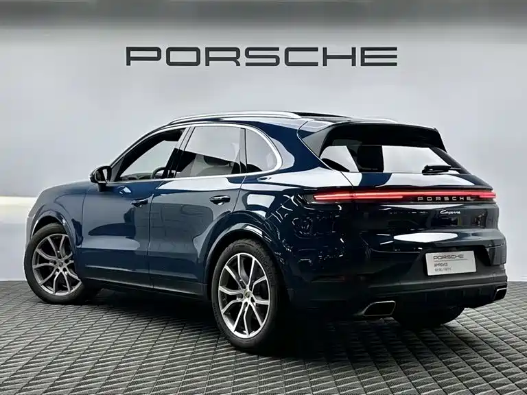 Porsche Cayenne 2024 3.0T