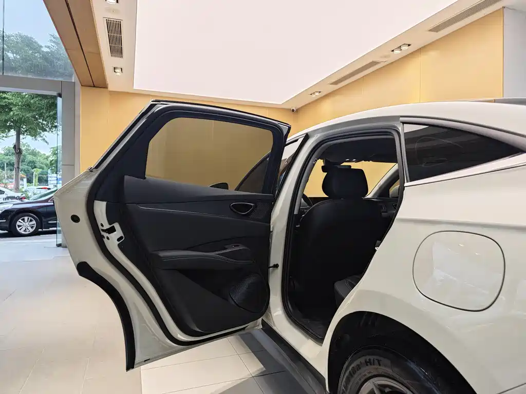 BYD Seal 06 2026 DM-i Chaoxiang Edition 128KM Luxury Edition