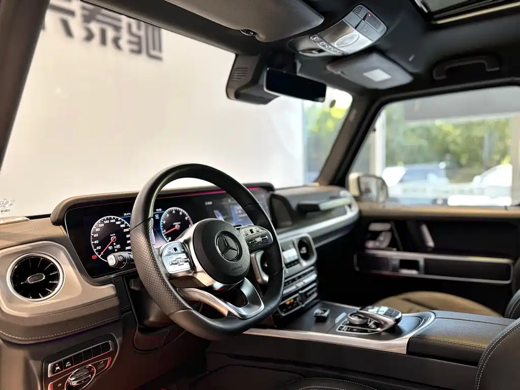 Mercedes-Benz G-Class 2022 G 350