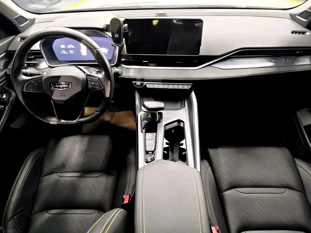 Geely Emgrand L 2023 1.5TD Kunlun Edition