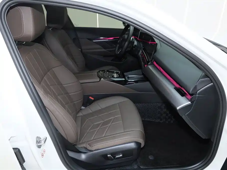 BMW 5 Series 2024 530Li Leading Edition M Sport Package