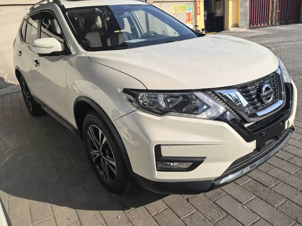 Nissan X-Trail 2017 2.5L CVT Luxury 4WD