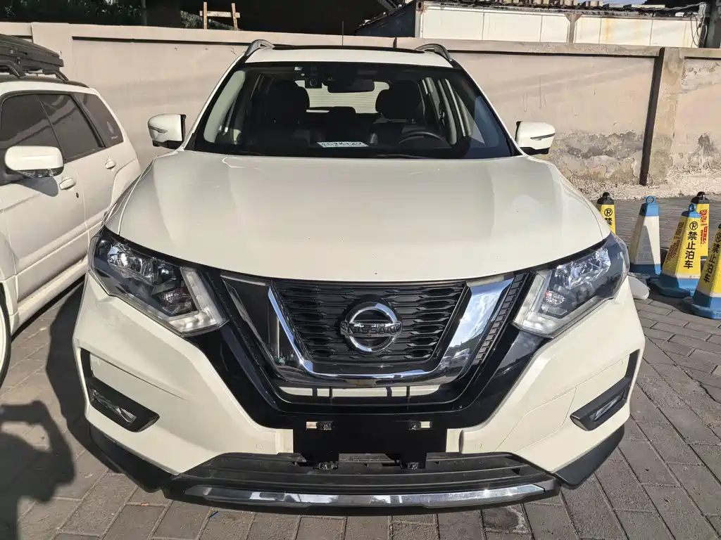Nissan X-Trail 2017 2.5L CVT Luxury 4WD