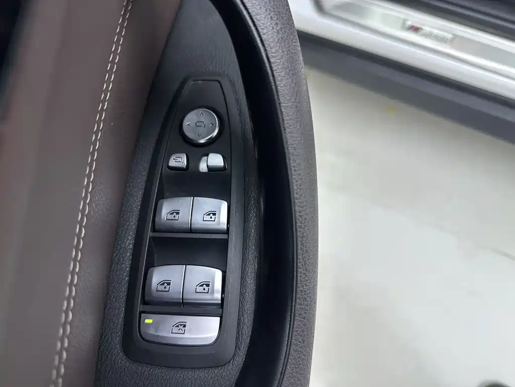 2021 BMW X1 LCI sDrive20i Style