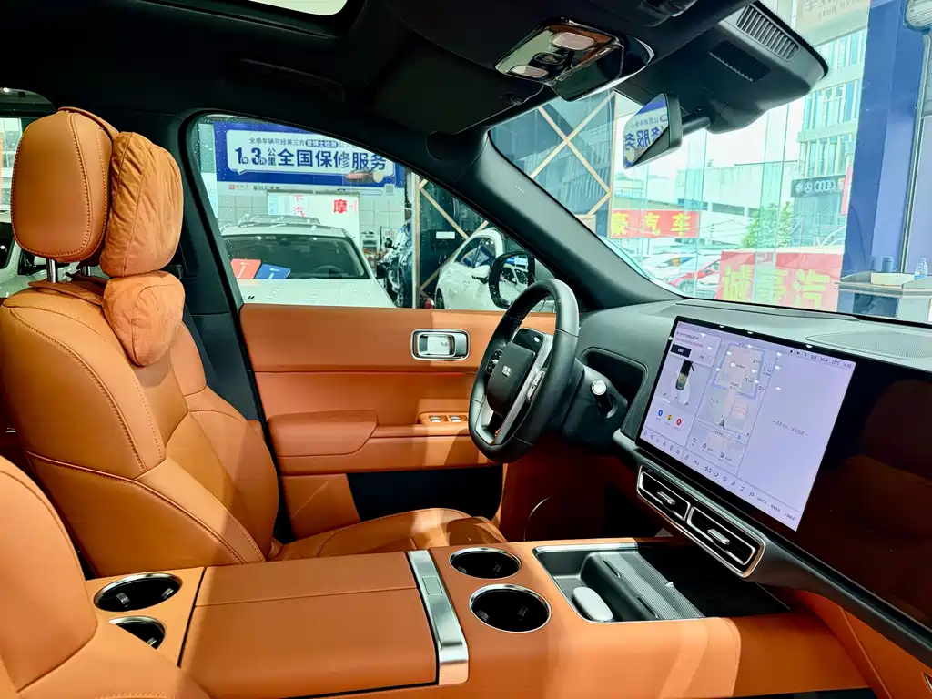 Li Auto L8 2023 Pro