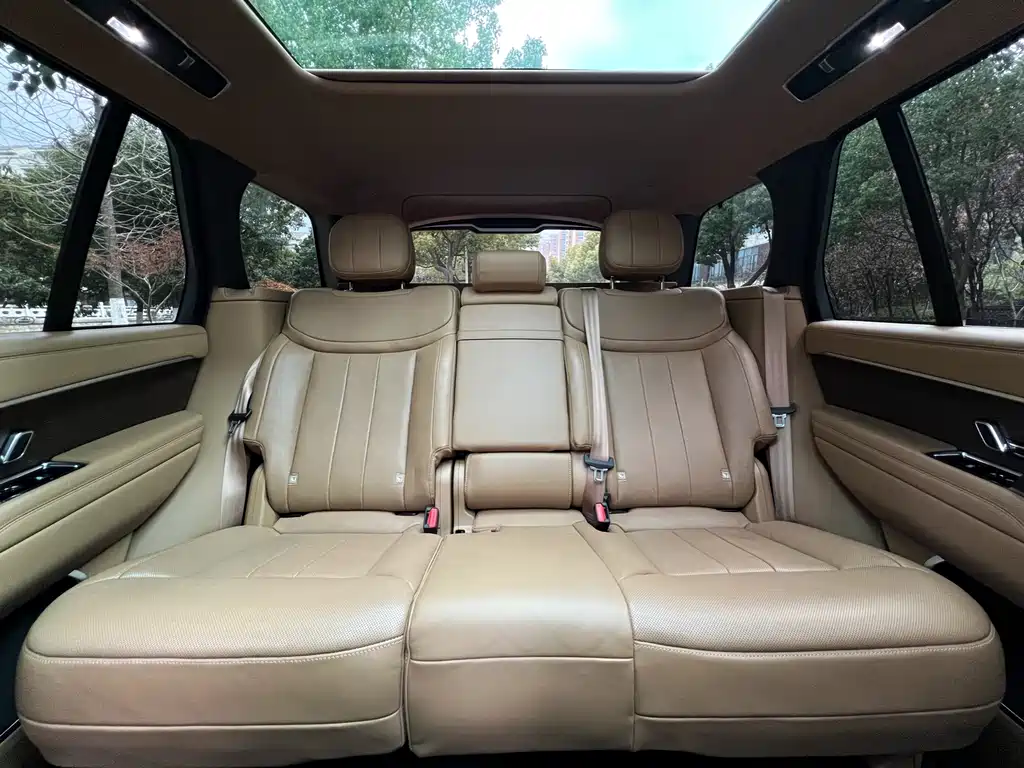Range Rover 2023 3.0 L6 360PS Vogue Edition