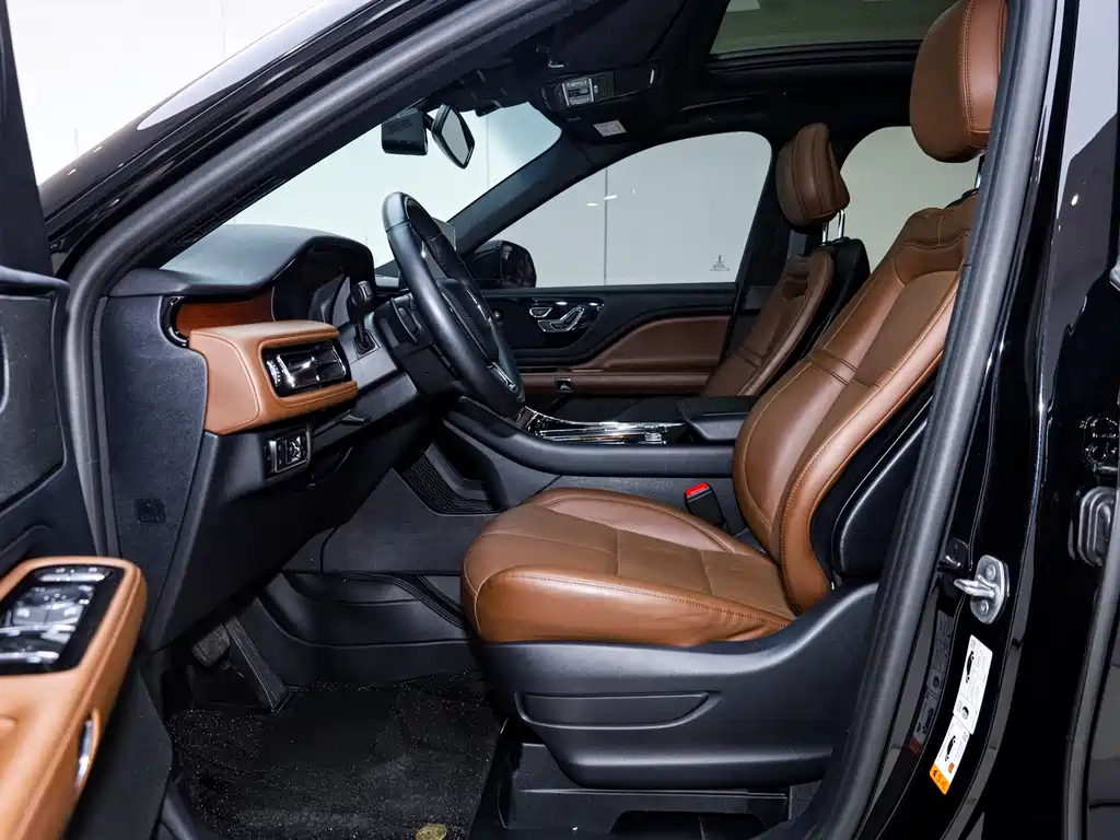 Lincoln Aviator 2023 3.0T V6 AWD Reserve Edition 6-Seater