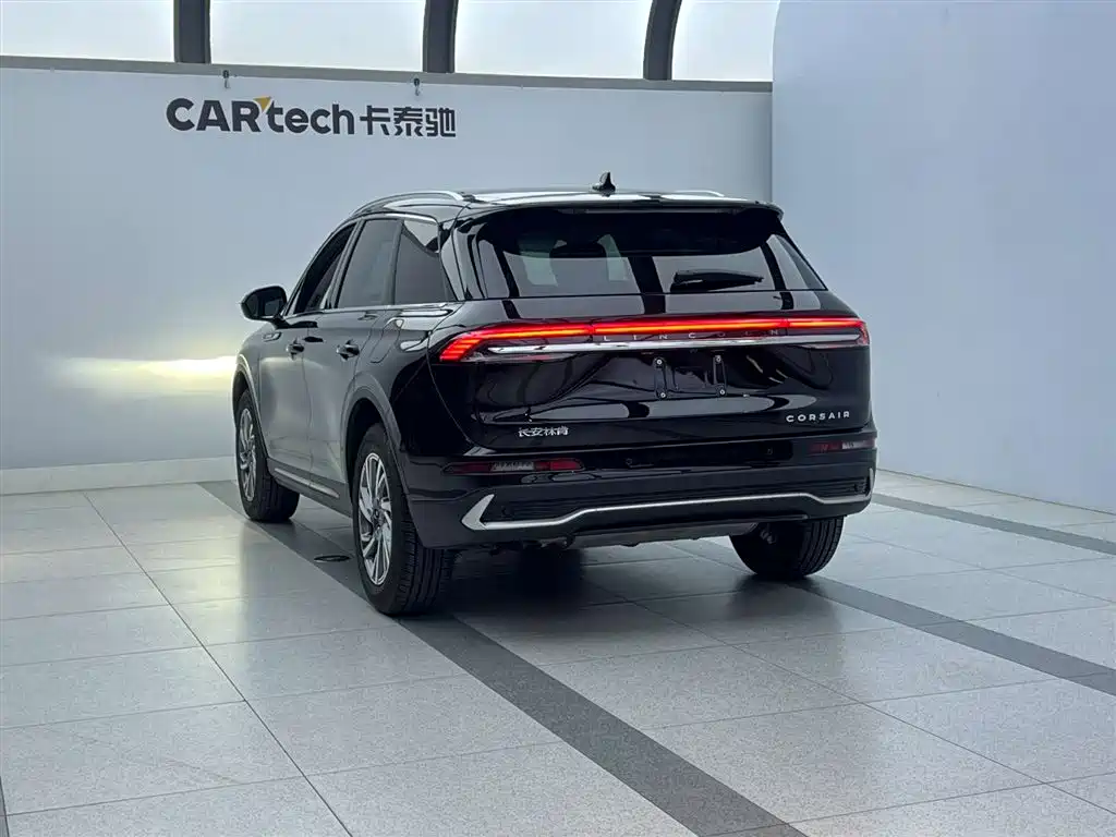 Lincoln Corsair 2024 2.0T FWD Prestige Edition