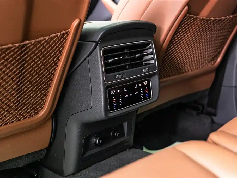 Audi Q7 2023 55 TFSI quattro S Prestige