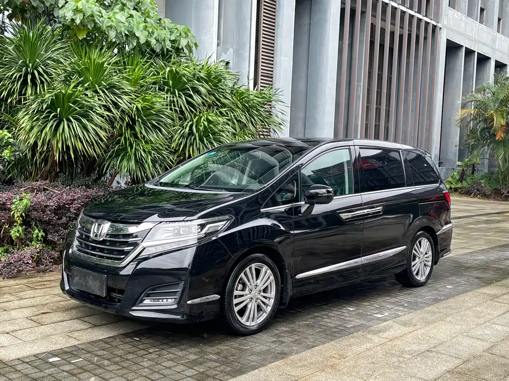 Honda Elysion 2016 2.4L Classic Edition