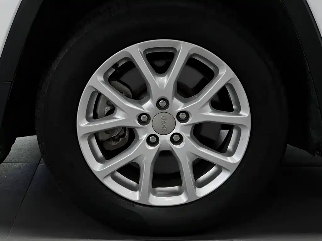 Jeep Cherokee 2017 2.4L Limited