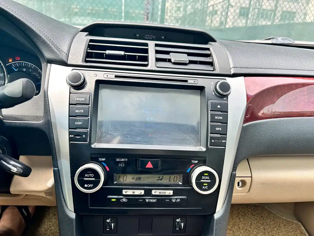 Camry 2012 2.0G Luxury Edition