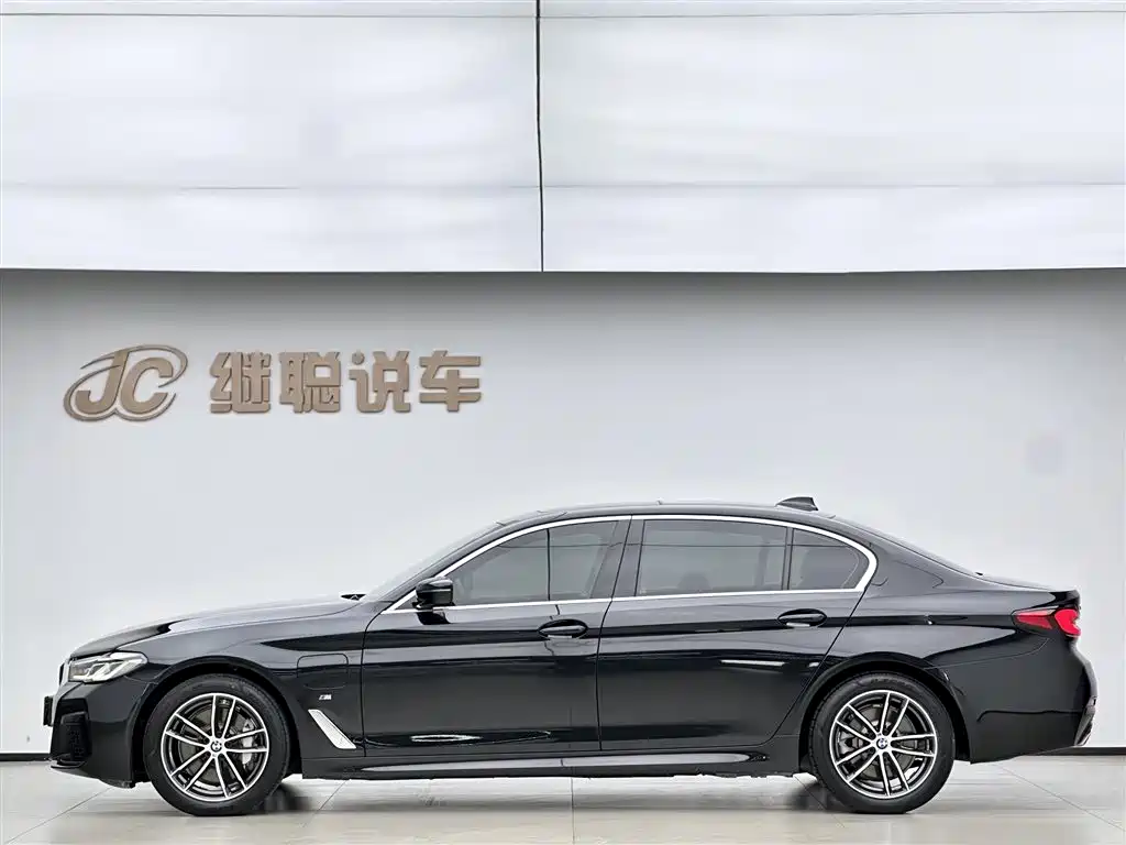 BMW 5 Series New Energy 2021 Model 535Le M Sport Package