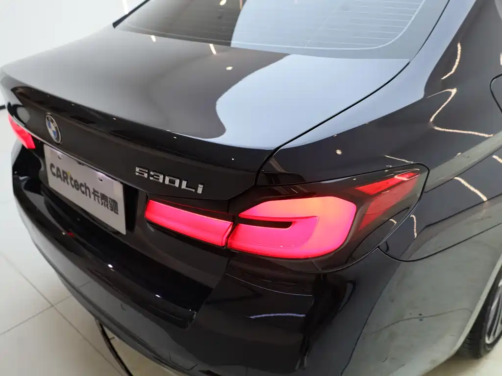 BMW 5 Series 2022 Facelift 530Li Leading Edition M Sport Package
