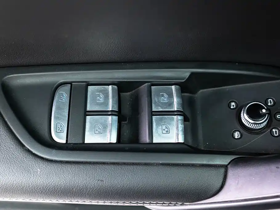 Audi Q5L 2023 40T Luxury Dynamic