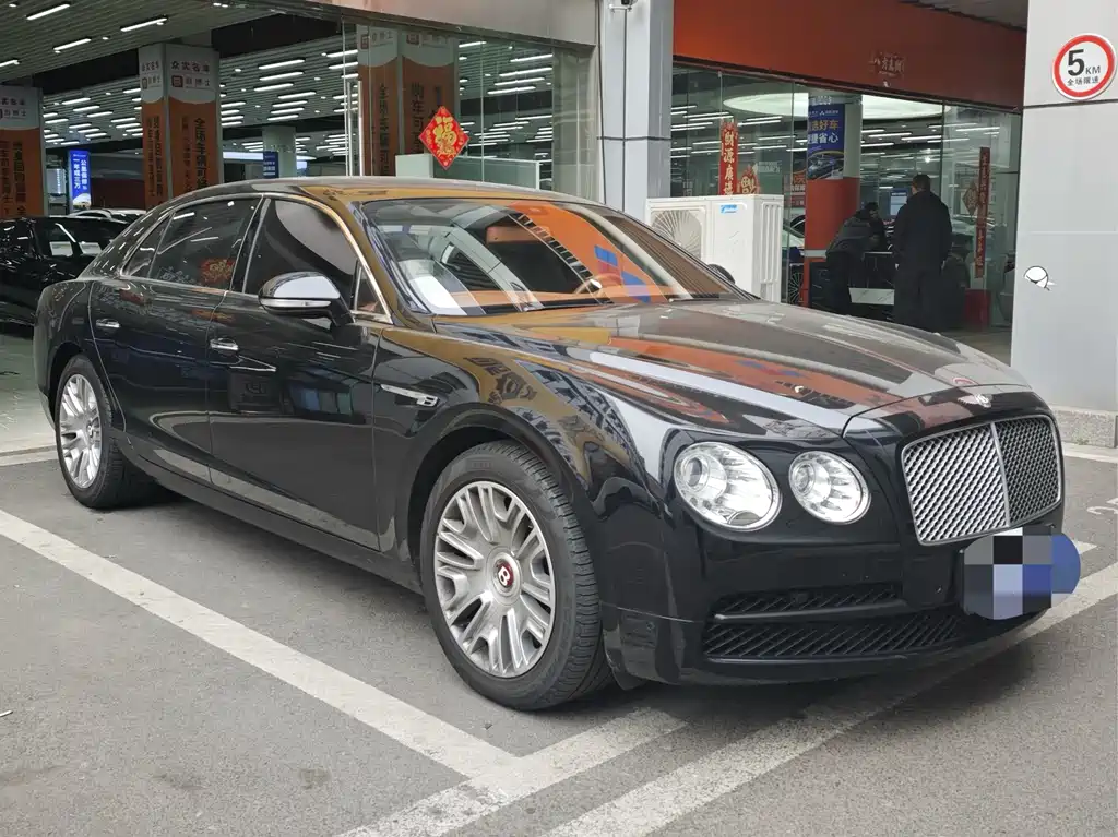 Bentley Flying Spur 2017 4.0T V8 Standard Edition