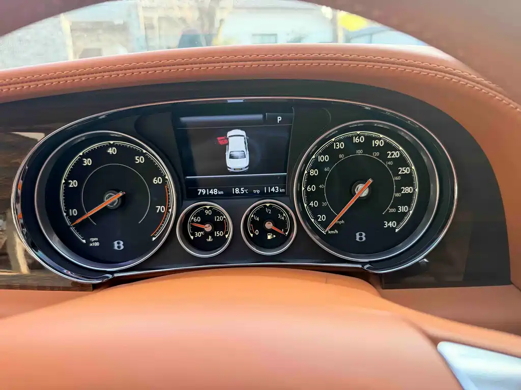 Bentley Flying Spur 2017 4.0T V8 Standard Edition