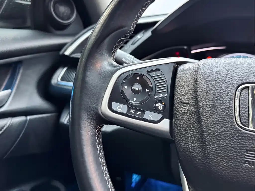 Civic 2016 220TURBO CVT Prestige Edition