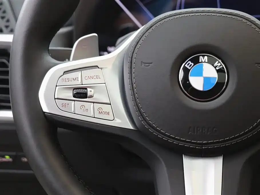 BMW X5 2025 xDrive30Li M Sport Night Edition