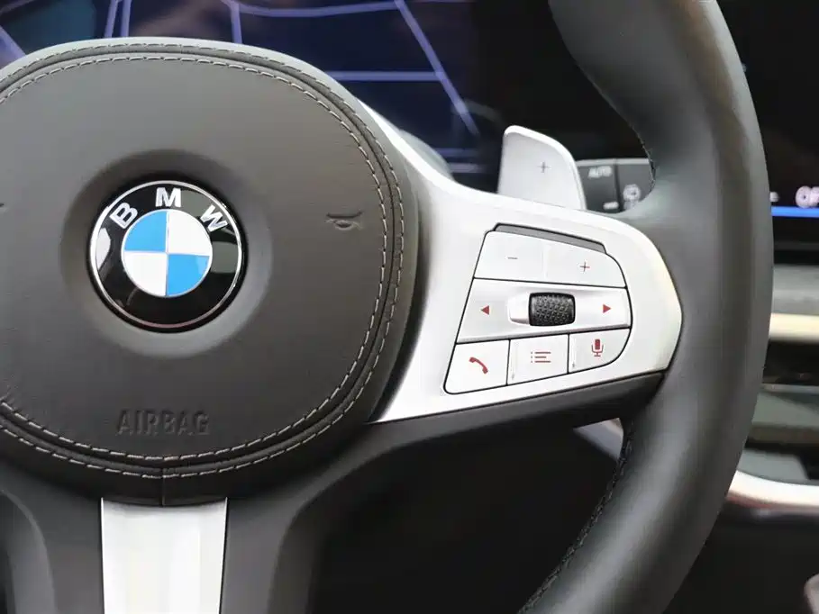 BMW X5 2025 xDrive30Li M Sport Night Edition