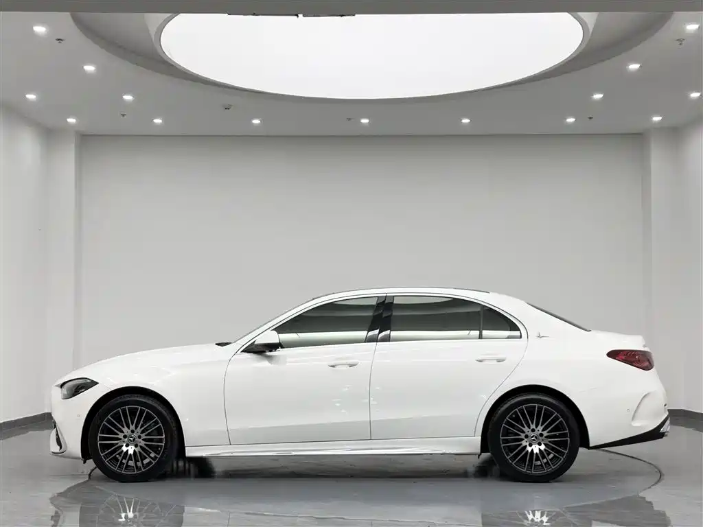 Mercedes-Benz C-Class 2025 C 260 L Sport