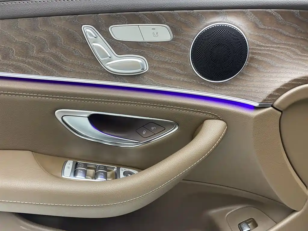 Mercedes-Benz E-Class 2023 Facelift E 260 L
