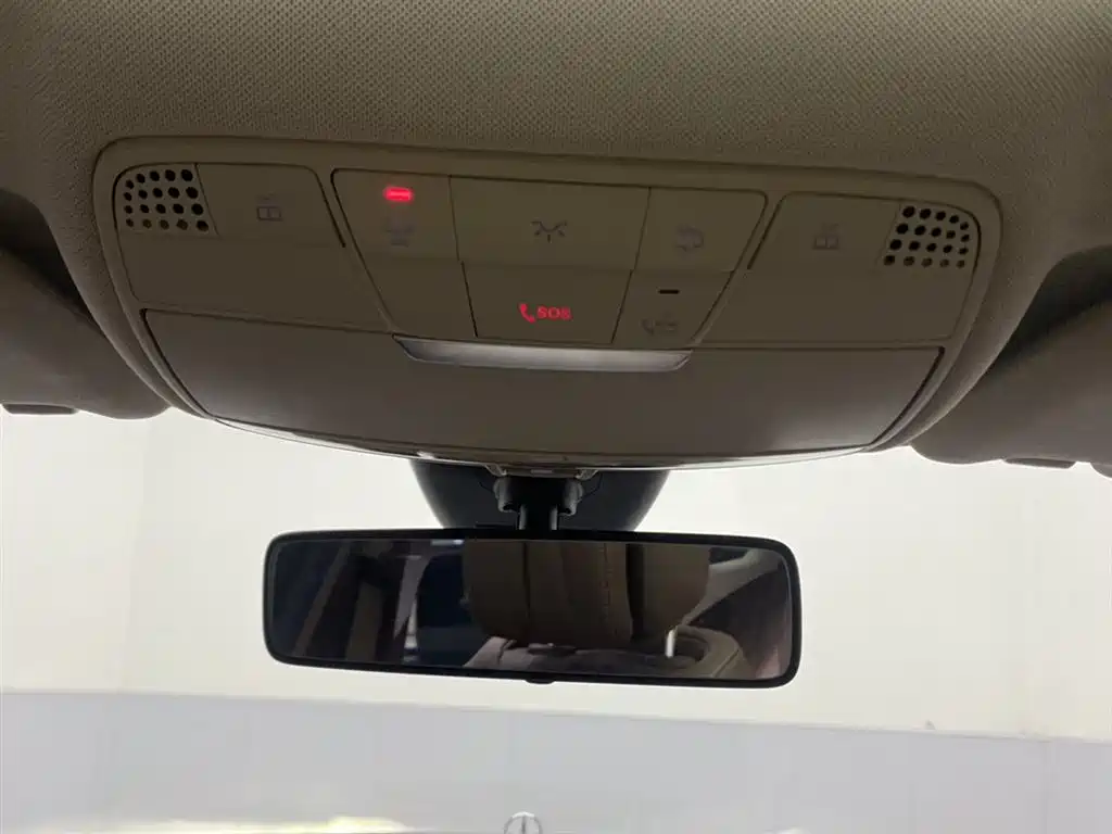 Mercedes-Benz E-Class 2023 Facelift E 260 L