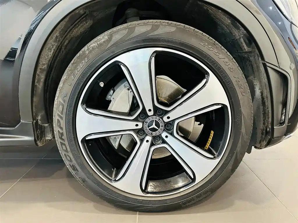 Mercedes-Benz GLC 2020 GLC 300 L 4MATIC Luxury