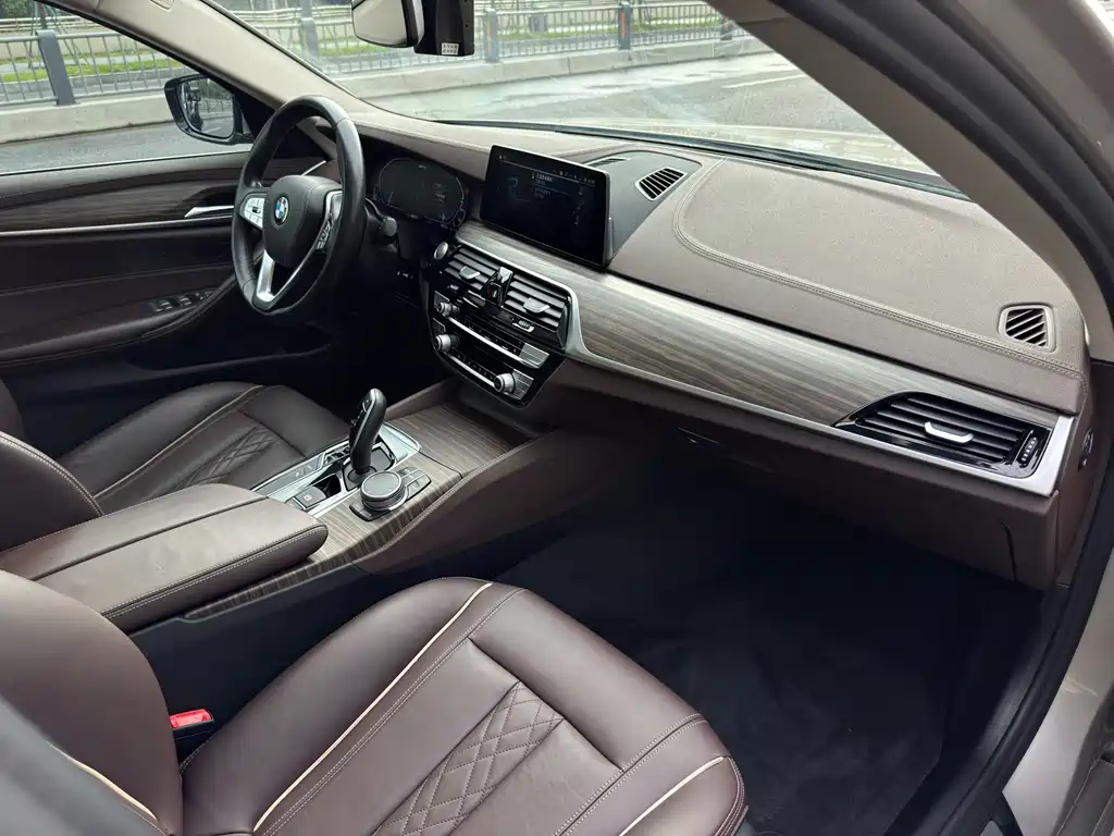 BMW 530Le 2020