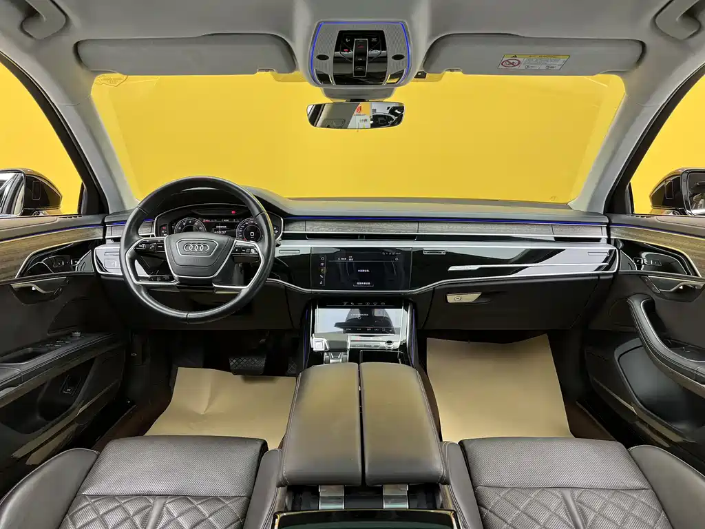 Audi A8L 2024 55 TFSI quattro Flagship