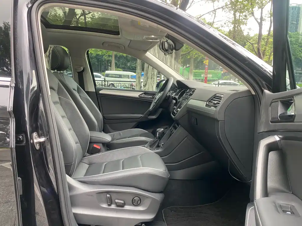 Tiguan L 2018 Facelift 330TSI Automatic FWD Flagship Edition