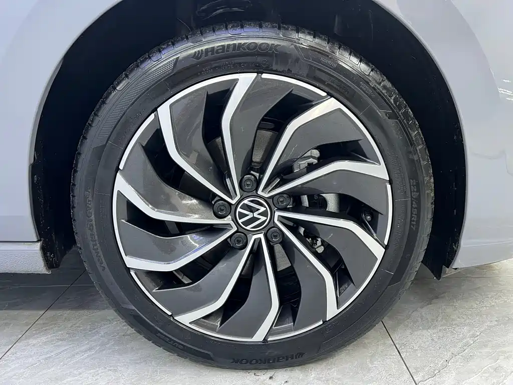 Volkswagen Golf 2023 280TSI DSG Pro