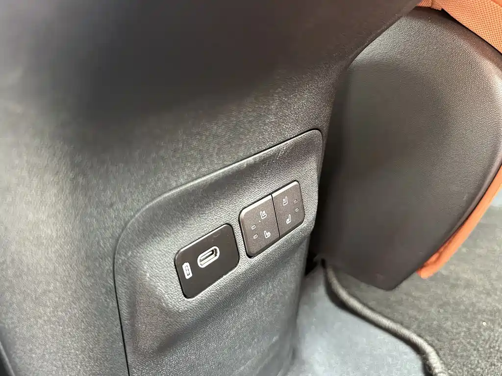 Changan CS75 PLUS 2025 Edition Fourth Generation 1.5T New Blue Whale Smart Flagship Model