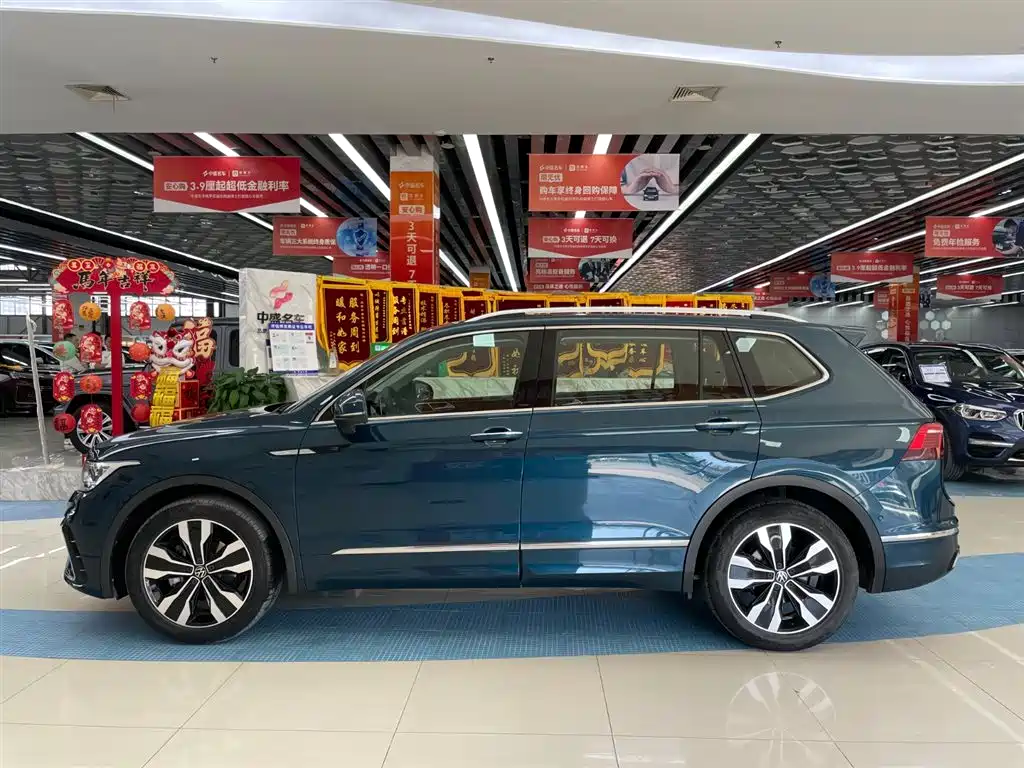 Volkswagen Tiguan L 2022 330TSI Automatic FWD R-Line Yue Xiang Edition