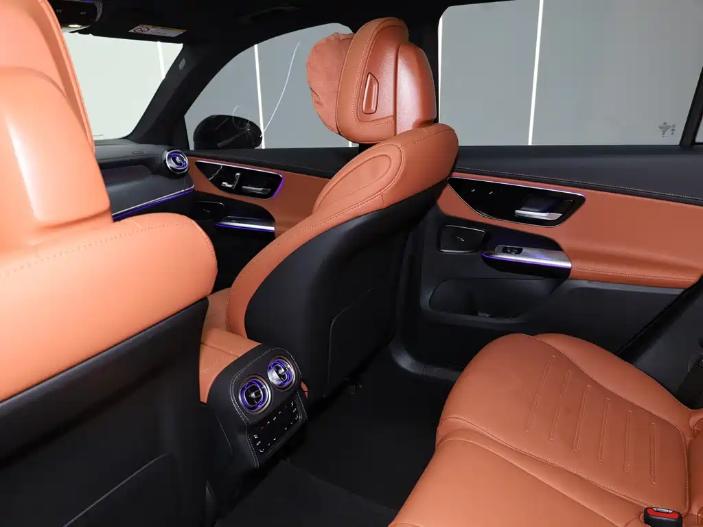 Mercedes-Benz GLC 260 L 4MATIC Luxury