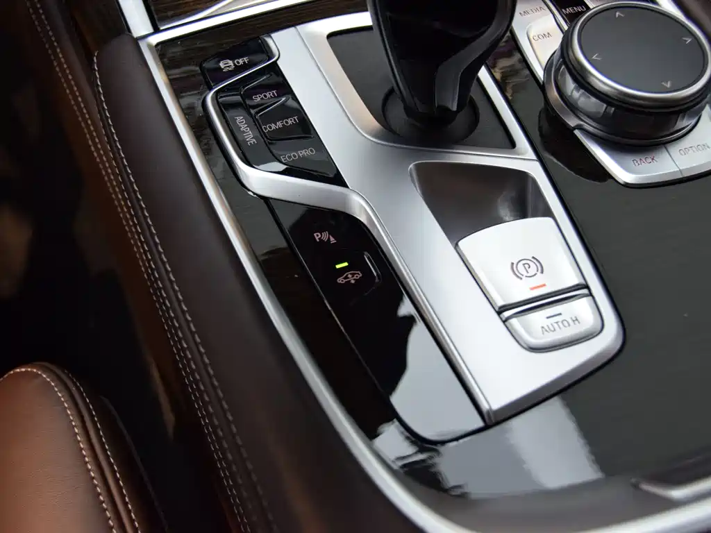 BMW 7 Series 2021 730Li Luxury Package