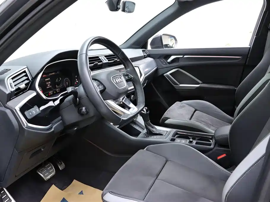 Audi Q3 2022 45 TFSI quattro Fashion Dynamic